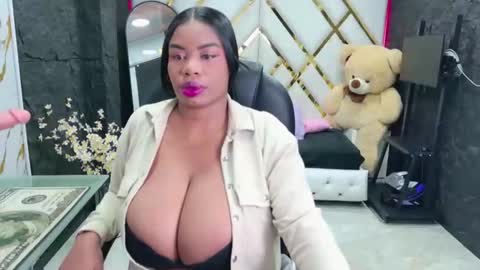 Snapshot of sammanthaboob chatting on January 2026 12:20:01 PM Luisa online show from January 2026 12:20:01 PM