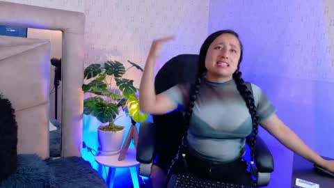 Sammy and Ithan online show from May 2026 12:01:01 PM