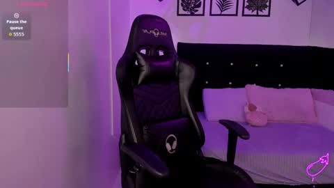 Snapshot of sammy_f_uck chatting on October 2025 04:00:01 PM Samantha online show from October 2025 04:00:01 PM