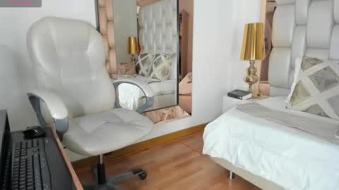 Sammy online show from November 2025 05:24:01 PM