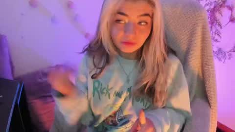   online show from December 2024 01:30:01 AM