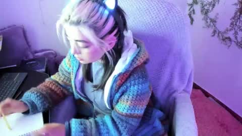   online show from January 2025 08:43:01 PM