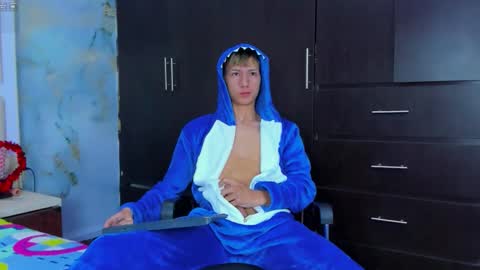 Snapshot of sammysex_ chatting on November 2025 07:00:02 AM SAMMY online show from November 2025 07:00:02 AM