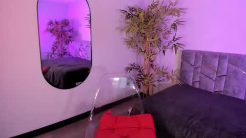 Sammy  online show from November 2025 04:26:02 AM