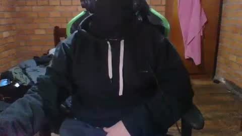 Snapshot of samsfeett chatting on September 2025 07:11:02 AM Sam online show from September 2025 07:11:02 AM