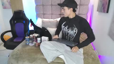 Snapshot of samu_foxxx chatting on May 2026 08:16:01 PM SAMU online show from May 2026 08:16:01 PM