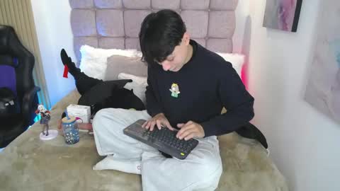 Snapshot of samu_foxxx chatting on May 2026 08:17:01 PM SAMU online show from May 2026 08:17:01 PM