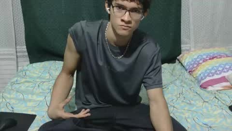 Snapshot of samuel_hills_ii chatting on February 2026 01:51:01 PM samuel_hills_ii online show from February 2026 01:51:01 PM