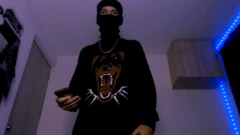   online show from February 2025 04:07:02 AM