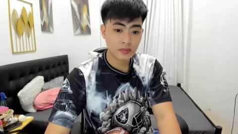 Sam online show from April 2026 03:17:01 PM