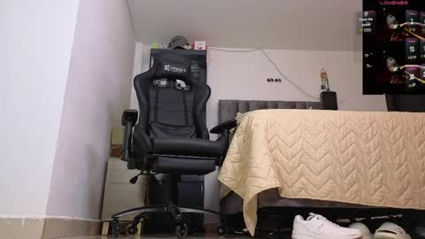  Samuel Coopper  online show from April 2026 08:50:01 PM