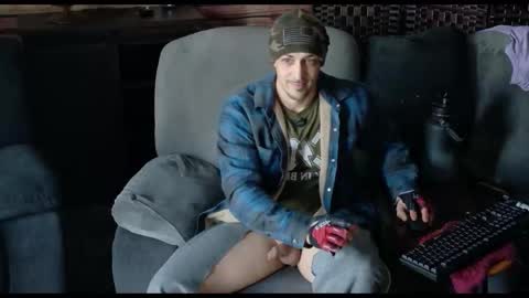 samueldixky online show from February 2026 08:36:02 PM