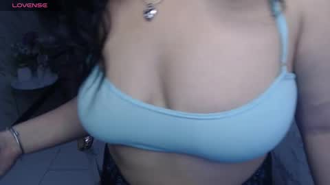 Snapshot of samy_collen_v chatting on April 2026 01:09:02 PM Samy online show from April 2026 01:09:02 PM