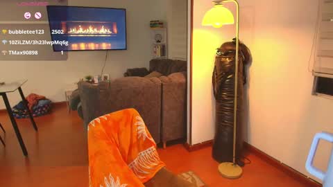 Snapshot of samy_jonnes_ chatting on May 2026 11:45:02 PM Hello I am absent due to a family calamity I will return soon-hola estoy ausente por un problema familiar volvere pronto. online show from May 2026 11:45:02 PM