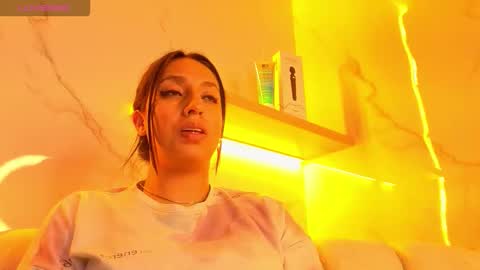 Snapshot of samy_queen_tx chatting on October 2025 05:57:02 PM Online 800 to 1400 online show from October 2025 05:57:02 PM