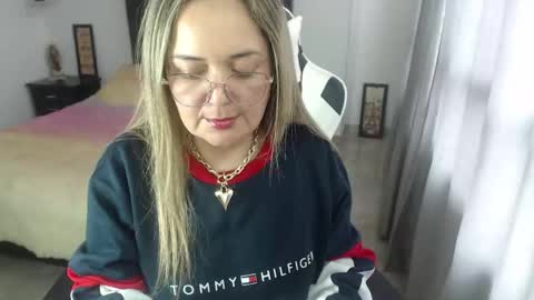 samy_vsn online show from January 2025 08:53:01 PM