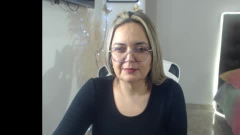 samy_vsn online show from December 2025 02:30:01 AM