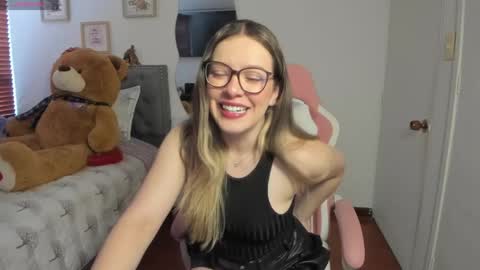 Samanta online show from April 2026 01:05:01 PM