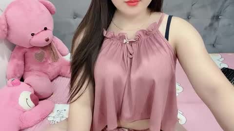 sanami_sian_ online show from September 2025 02:20:01 PM