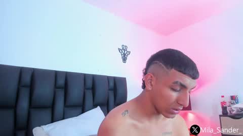 Snapshot of sander_mila chatting on December 2024 10:41:01 PM MilaSander online show from December 2024 10:41:01 PM