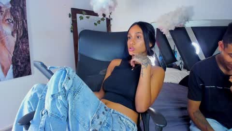 Snapshot of sander_mila chatting on January 2025 06:52:01 PM MilaSander online show from January 2025 06:52:01 PM