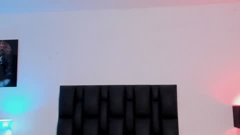 Snapshot of sander_mila chatting on February 2025 03:19:01 AM MilaSander online show from February 2025 03:19:01 AM