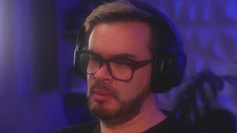 Sanders online show from February 2026 04:49:02 AM