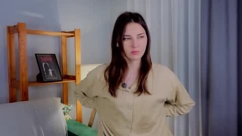 Snapshot of sandili chatting on November 2025 12:55:01 AM Isabel but you can call me Bella online show from November 2025 12:55:01 AM