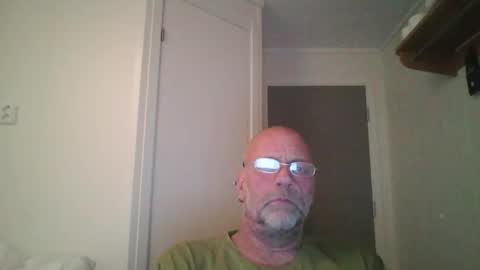 sandnesrune523 online show from November 2025 06:40:01 PM