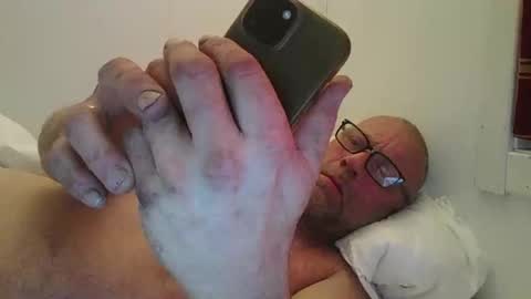 Snapshot of sandnesrune523 chatting on February 2026 01:07:01 PM sandnesrune523 online show from February 2026 01:07:01 PM