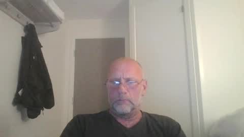 sandnesrune523 online show from June 2026 05:58:01 PM