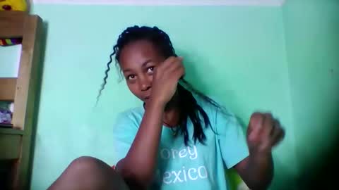 sandra1253099 online show from March 2026 06:17:02 AM