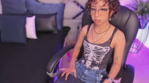 SANDRA online show from May 2026 02:30:01 AM