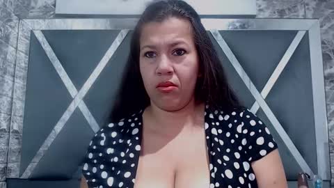 sandraclarkx69 online show from December 2024 11:06:01 AM