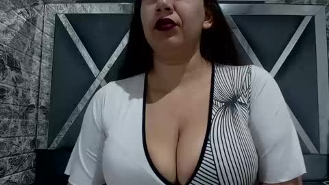 sandraclarkx69 online show from December 2024 11:04:02 AM