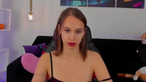 Snapshot of sandrazoe chatting on October 2025 05:59:01 AM San online show from October 2025 05:59:01 AM