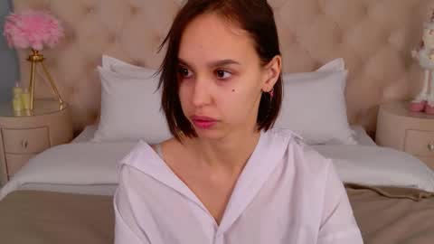 Snapshot of sandrazoe chatting on December 2025 03:24:02 AM San online show from December 2025 03:24:02 AM