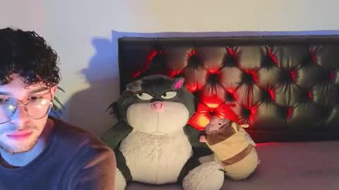 Snapshot of sandro_vitali chatting on October 2025 05:08:02 AM sandro_vitali online show from October 2025 05:08:02 AM