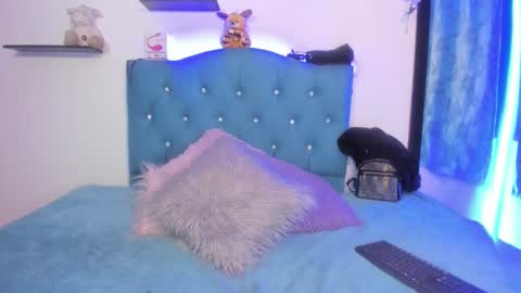 Snapshot of sandy_ass_69 chatting on October 2025 03:18:02 AM Sandy ass 69 online show from October 2025 03:18:02 AM