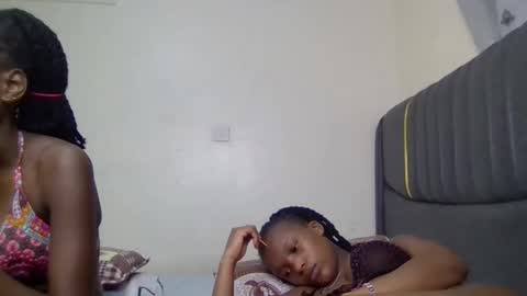 sandy online show from September 2025 12:38:02 PM