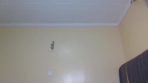 sandy online show from November 2025 12:53:01 AM