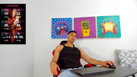 Snapshot of santana_maximo chatting on February 2026 12:47:02 PM Maximo Santana online show from February 2026 12:47:02 PM