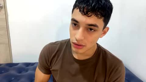 Snapshot of santi36rt chatting on May 2026 11:03:02 PM santi36rt online show from May 2026 11:03:02 PM
