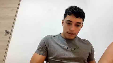 Snapshot of santi36rt chatting on May 2026 01:56:01 AM santi36rt online show from May 2026 01:56:01 AM
