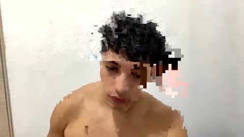 Snapshot of santi36rt chatting on June 2026 02:25:02 AM santi36rt online show from June 2026 02:25:02 AM