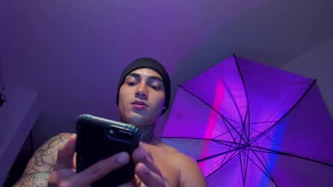 Santi Ferrer online show from December 2025 01:57:02 AM