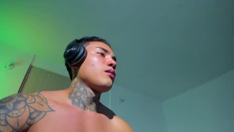 Santi Ferrer online show from March 2026 12:25:02 AM