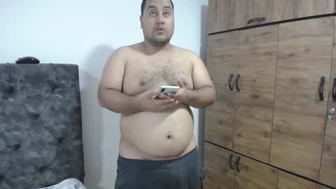 Snapshot of santi_hothot chatting on September 2025 08:25:01 PM Santiago online show from September 2025 08:25:01 PM