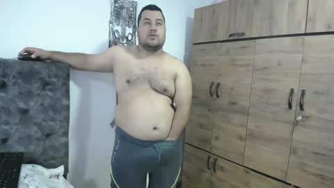 Snapshot of santi_hothot chatting on October 2025 03:20:02 PM Santiago online show from October 2025 03:20:02 PM