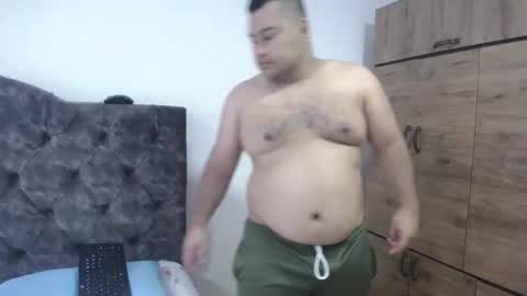 Snapshot of santi_hothot chatting on October 2025 07:29:02 PM Santiago online show from October 2025 07:29:02 PM